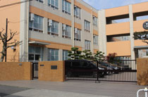 豊岡小学校